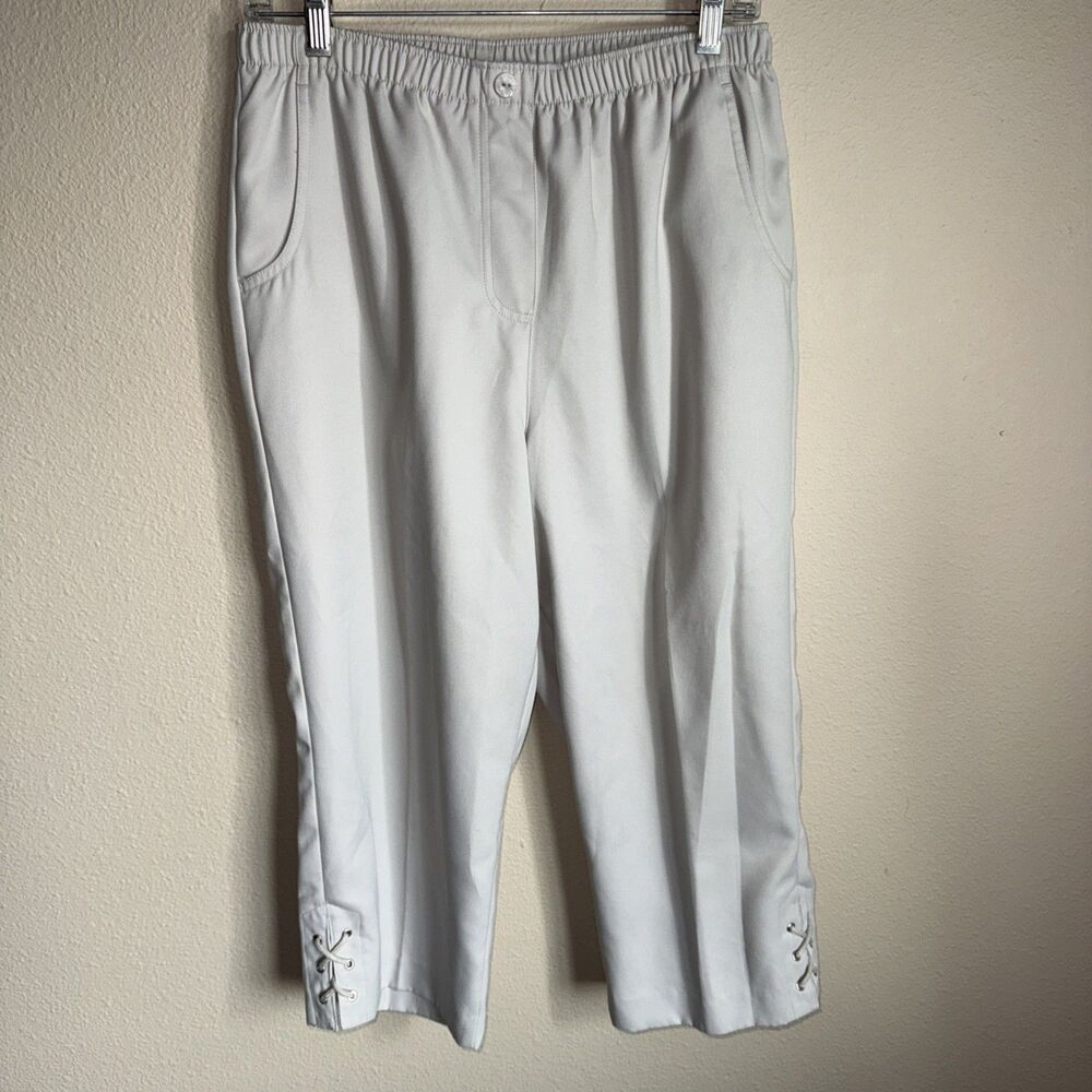 Alison Daley Women’s Capris Gray